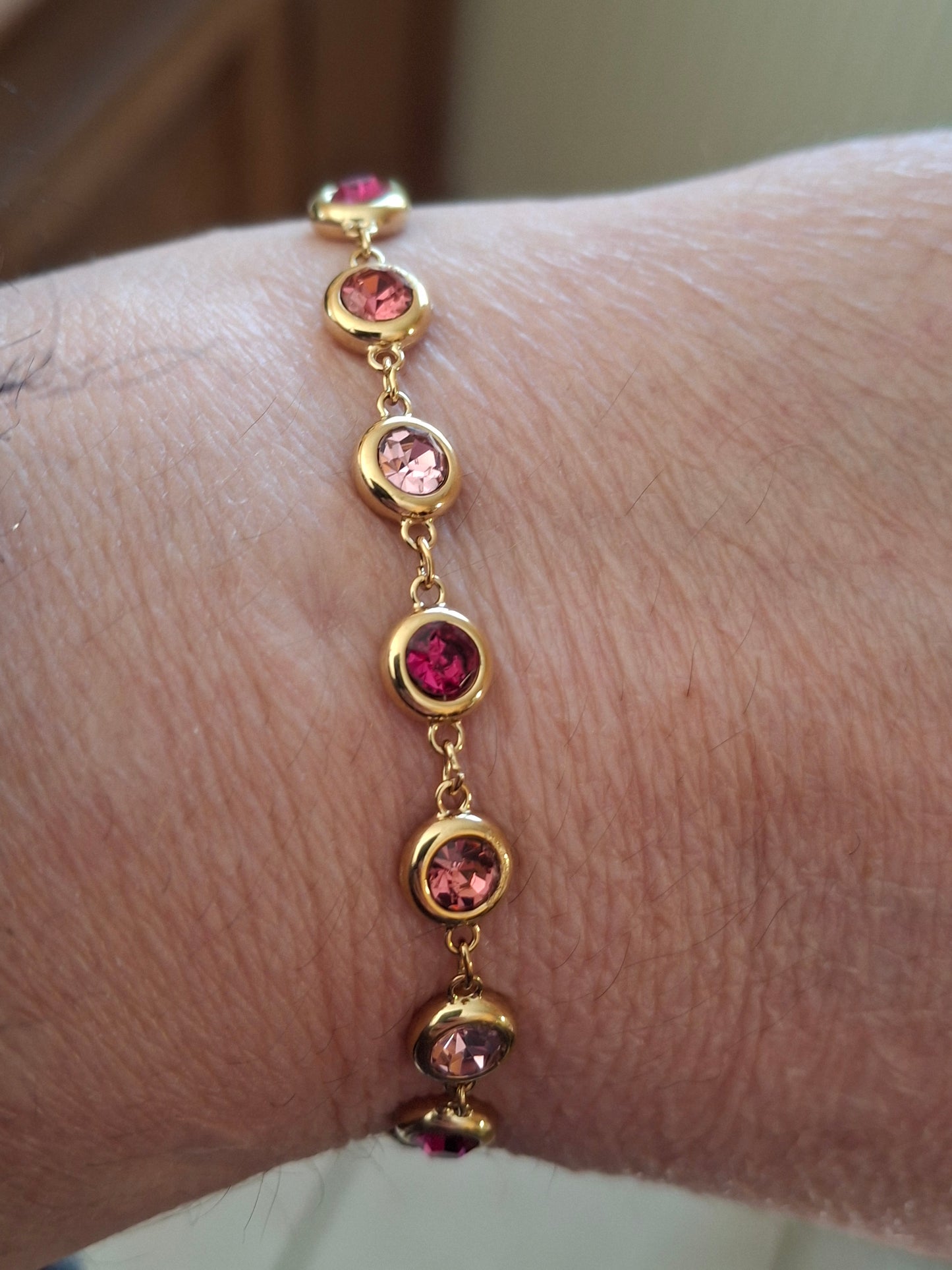 Armband, sehr schöne goldfarbene Kette, Edelstahl 316, mit Kristall besetzt, Knebelverschluss, Herzanhänger, Edelstahl 316